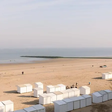 Huswell - Enjoyable With Sea View De Haan